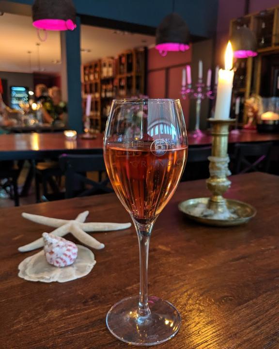 Leo's Bar – Wein und Genuss